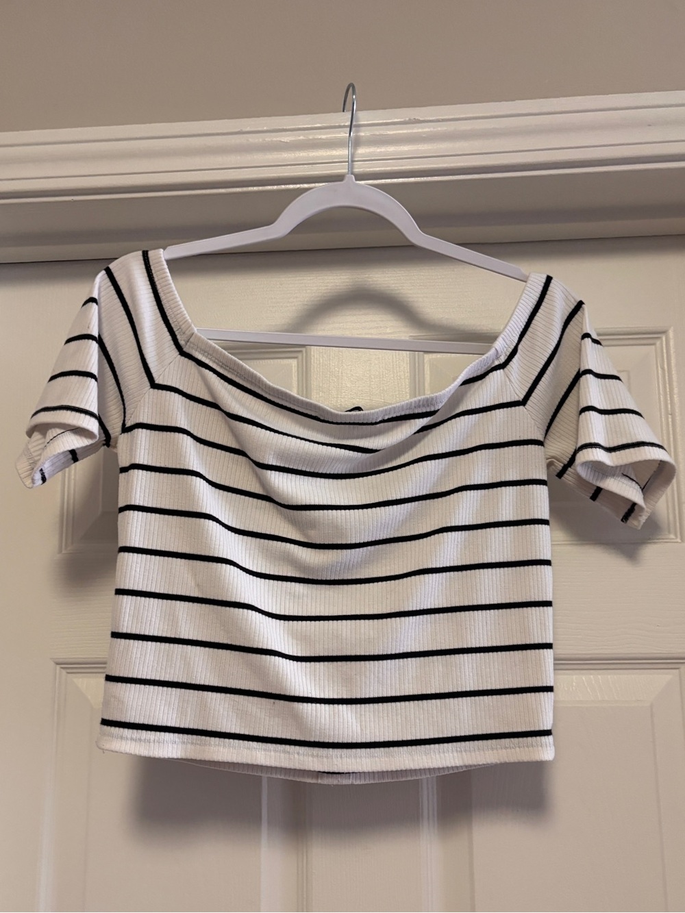 Express Striped Off-Shoulder Button-Front Cropped - Picture 2 of 3